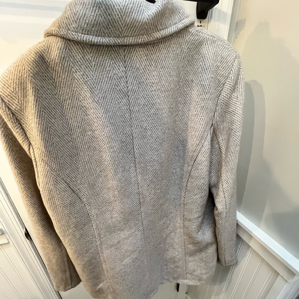 Faded Glory tan and white jacket.